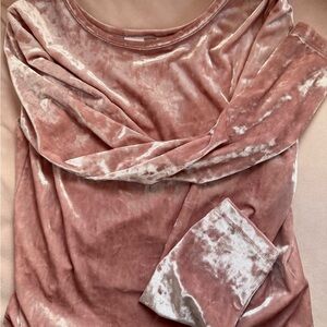 GAP Velvet Top in Soft Pink